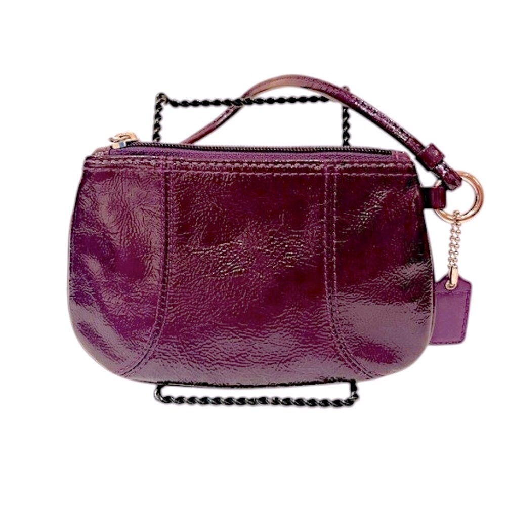 Coach Y2K VINTAGE Purple Plum Patent Leather Wristlet - Picture 5 of 13